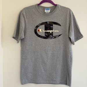 Vintage Champion Camo "C" Logo on Gray Crew Neck Tee Size Medium